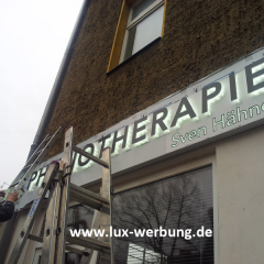 leuchtreklame backlight einzelbuchstaben mit abstandhalter beleuchtung nach hinten frankfurt am main koblenz 