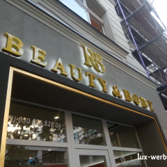 Leuchtreklame Lichtreklame Leuchtwerbung Außenwerbung Leuchtbuchstaben Reliefbuchstaben
Profilbuchstaben 3D LED Einzelbuchstaben LED Dioden Fassadenwerbung Werbetechnik Berlin LED Beleuchtung Metallbuchstaben Plexibuchstaben Acrylbuchstaben Werbeanlagen Werbeträger  Gravurkasten Dibondkasten dekupierte Buchstaben Leuchtkasten Acrylbuchstaben