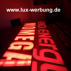 beleuchtete buchstaben lichtreklame profilbuchstaben, stuttgart, werbung für aussen, leuchtwerbung bremen