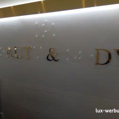 Leuchtreklame Lichtreklame Leuchtwerbung Außenwerbung Leuchtbuchstaben Reliefbuchstaben
Profilbuchstaben 3D LED Einzelbuchstaben LED Dioden Fassadenwerbung Werbetechnik Berlin LED Beleuchtung Metallbuchstaben Plexibuchstaben Acrylbuchstaben Werbeanlagen Werbeträger  Gravurkasten Dibondkasten dekupierte Buchstaben Leuchtkasten Acrylbuchstaben