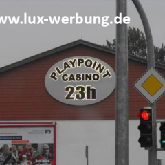 lichtreklame für außen beleuchtete dibondkasten werbeträger werbeanlage gravurkasten, spielothek rostock