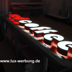 Leuchtreklame Lichtreklame Leuchtwerbung Außenwerbung Leuchtbuchstaben Reliefbuchstaben
Profilbuchstaben 3D LED Einzelbuchstaben LED Dioden Fassadenwerbung Werbetechnik Berlin LED Beleuchtung Metallbuchstaben Plexibuchstaben Acrylbuchstaben Werbeanlagen Werbeträger  Gravurkasten Dibondkasten dekupierte Buchstaben Leuchtkasten Acrylbuchstaben 1